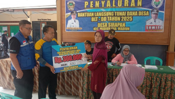 Penyaluran BLT-DD Desa Sirapan: Wujud Kepedulian untuk Warga