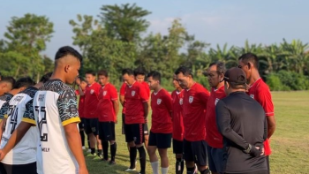 Sorak Sorai Semangat Warga Ramaikan Match Day di Sport Center Sirapan